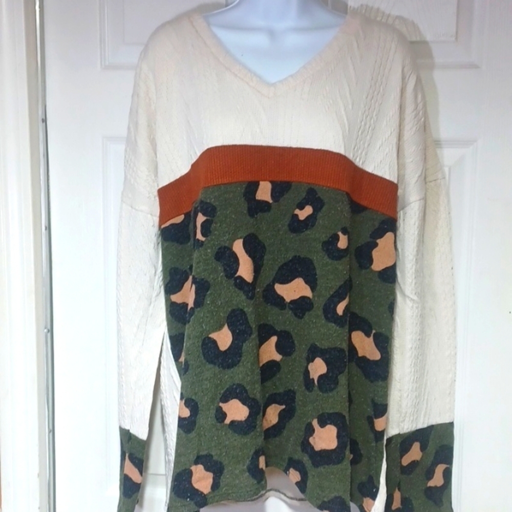 Boutiqu 24 (Heimish USA) Top